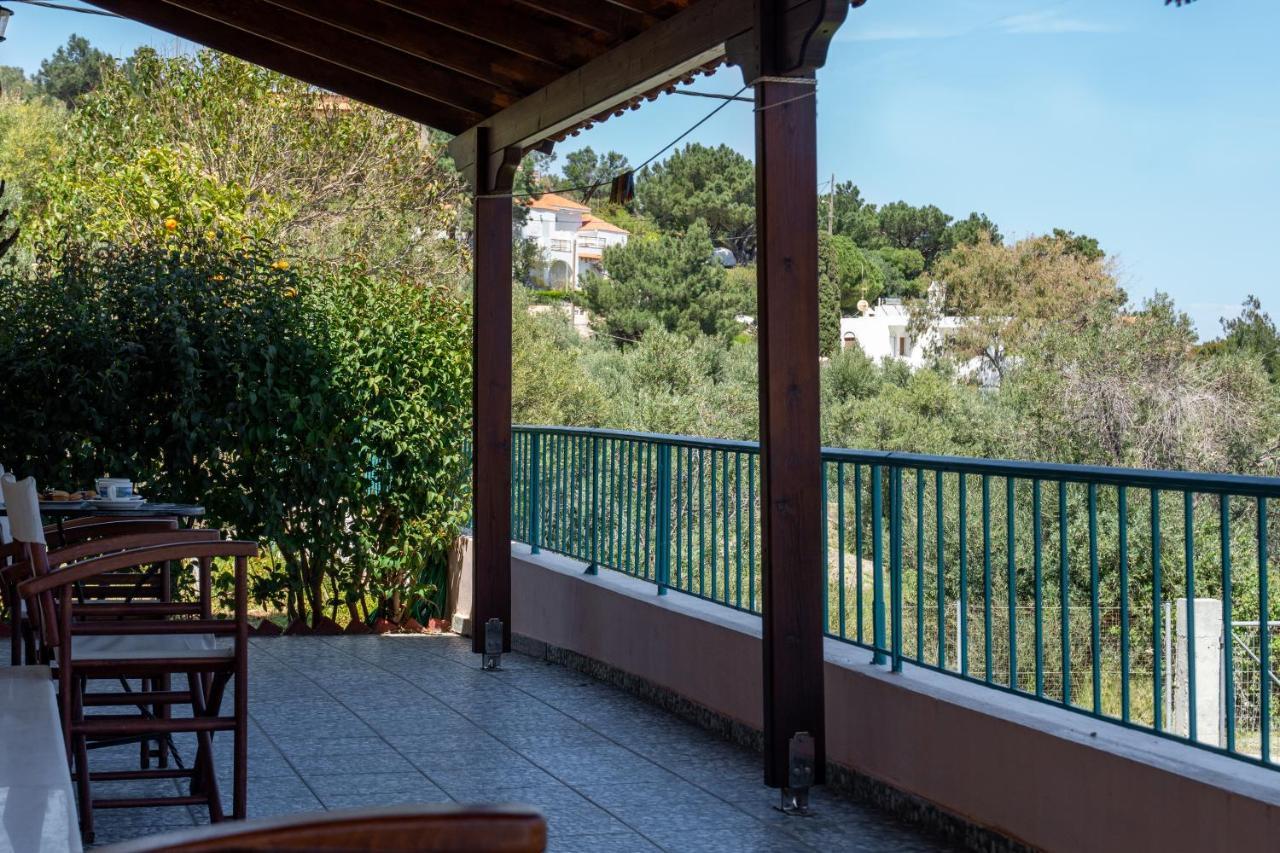 Agali Beach Pansion Mármaron Exterior foto