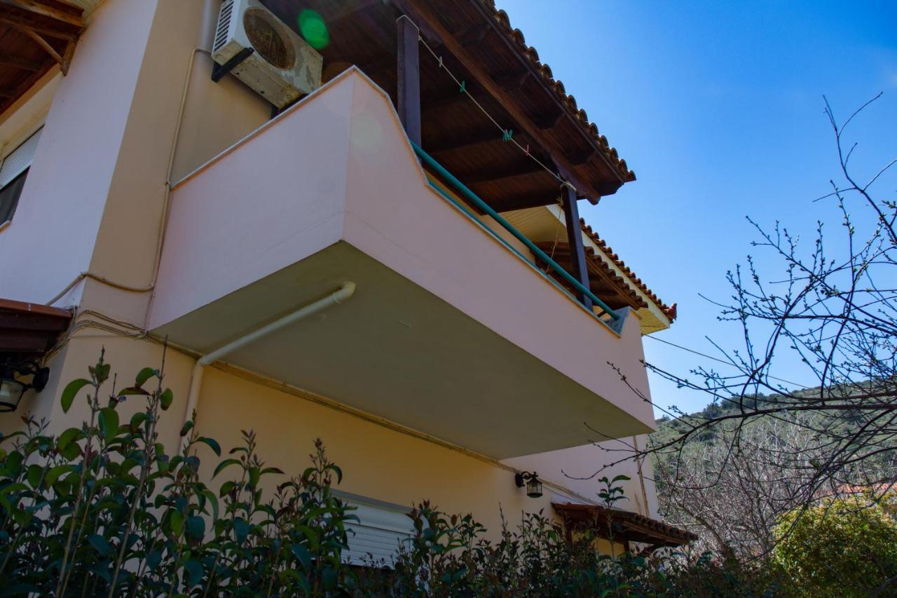 Agali Beach Pansion Mármaron Exterior foto