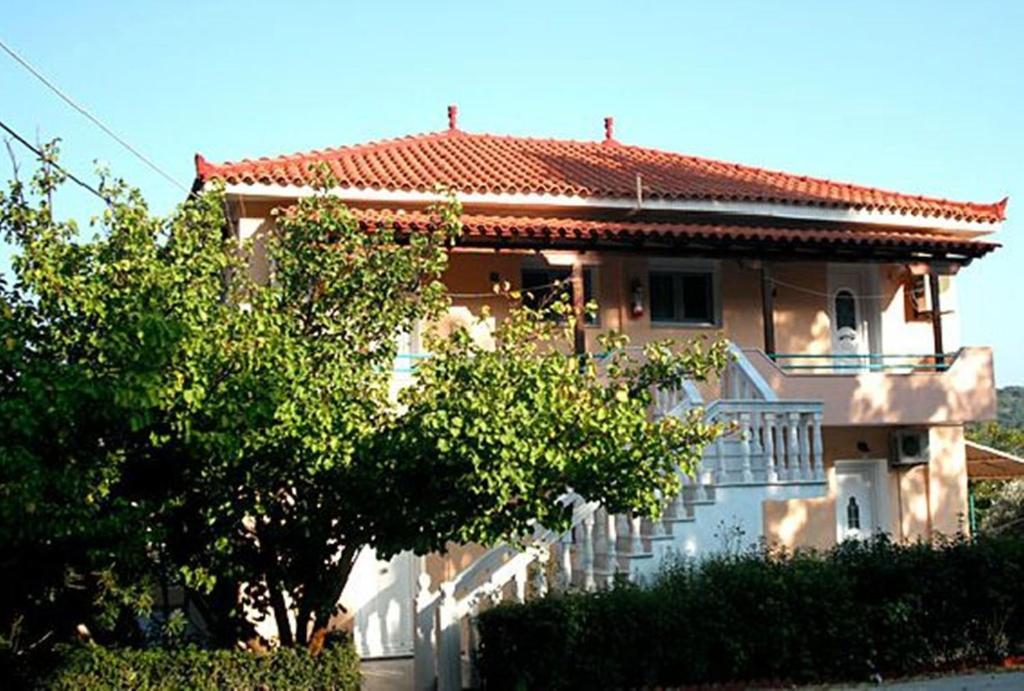 Agali Beach Pansion Mármaron Exterior foto